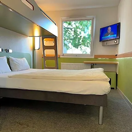 Koeln Hotel *